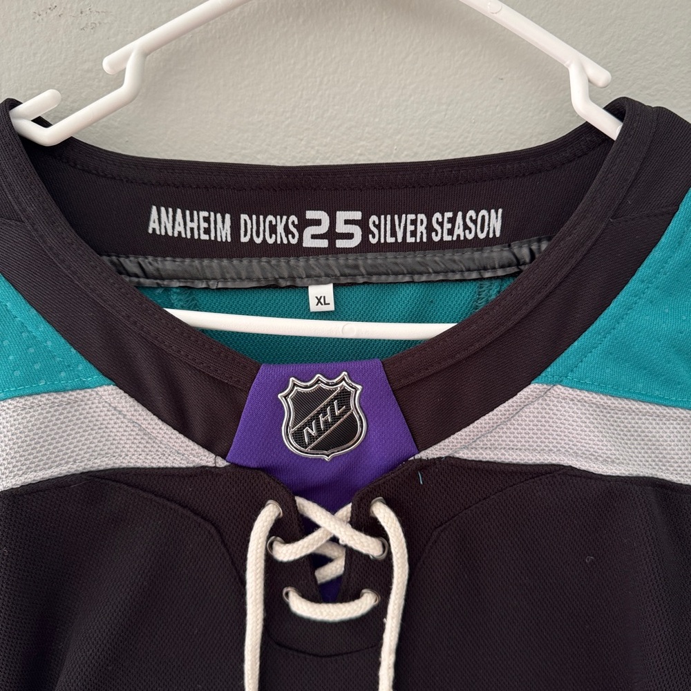 Anaheim Ducks 25th Season Trevor Zegras Men’s Xl Jersey - Picture 5 of 5